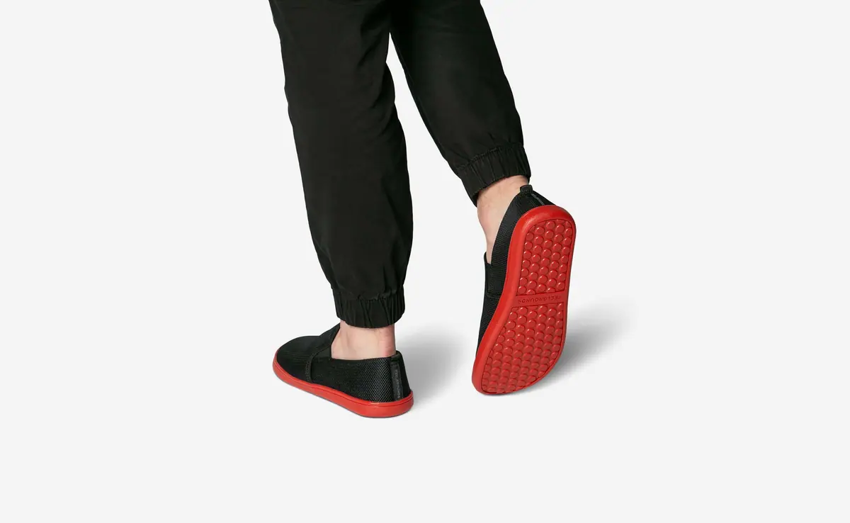 Босоногие слипоны Feelgrounds Droptop Mesh — чёрный и красный, фото 7